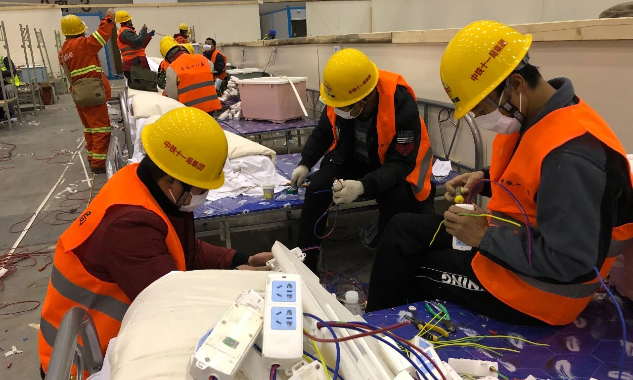圖為臨電安裝現場。