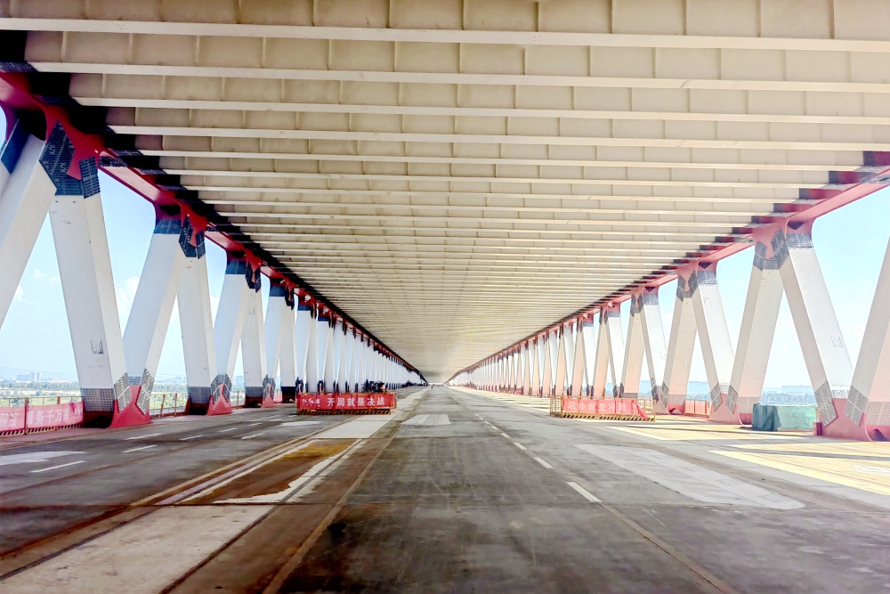 項目建成通車后，將有效串聯(lián)西安市國際港務(wù)區(qū)、高陵區(qū)涇渭半島及涇河北岸區(qū)域，對于優(yōu)化城市總體空間布局、促進(jìn)沿線產(chǎn)業(yè)升級具有重要意義。