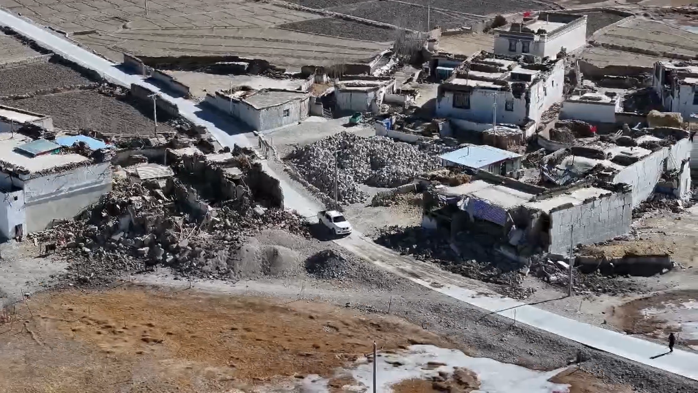 自1月7日災情發生后，西部戰區空軍迅疾啟動搶險救災應急預案，立即派出1架無人機赴震中災區勘察，該無人機搭載了中國兵器工業集團光電集團西安應用光學研究所研制的光電監視裝置，負責對震中災區進行勘察、摸排災情，協助執行支援救災任務。