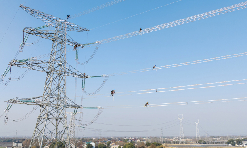 國家電網浙江湖州供電公司開展長興500千伏輸變電工程驗收。