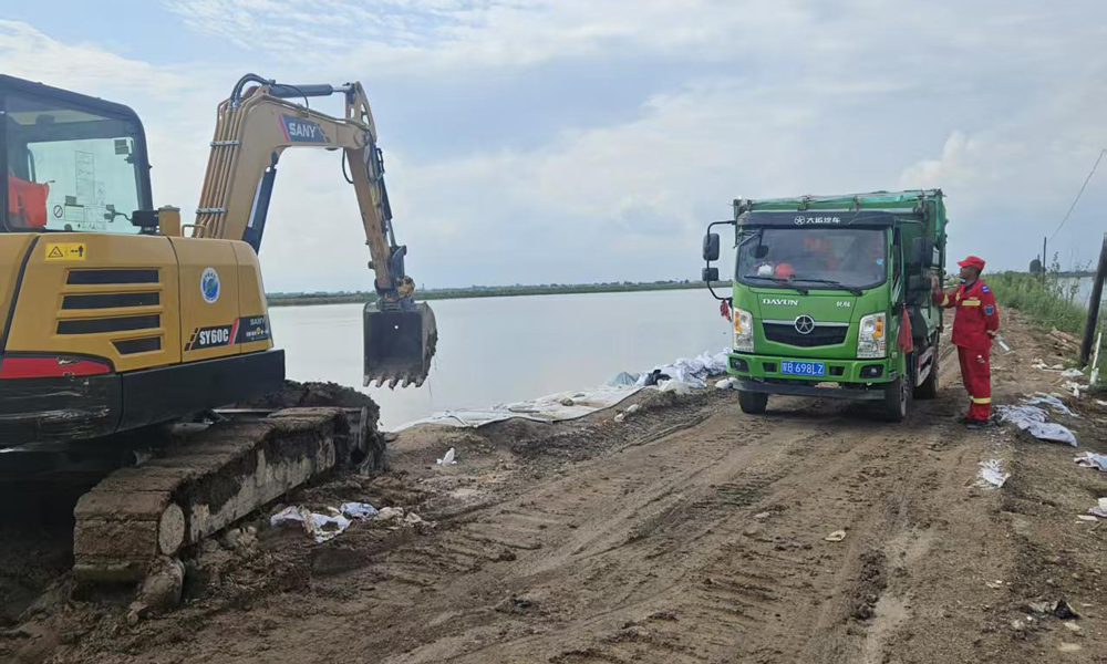 截至8月5日18時，中國安能救援隊累計完成道路回填拓寬1520米，加固擋水應(yīng)急堤防40米，修筑會車平臺9個，砂石料填筑3100方。