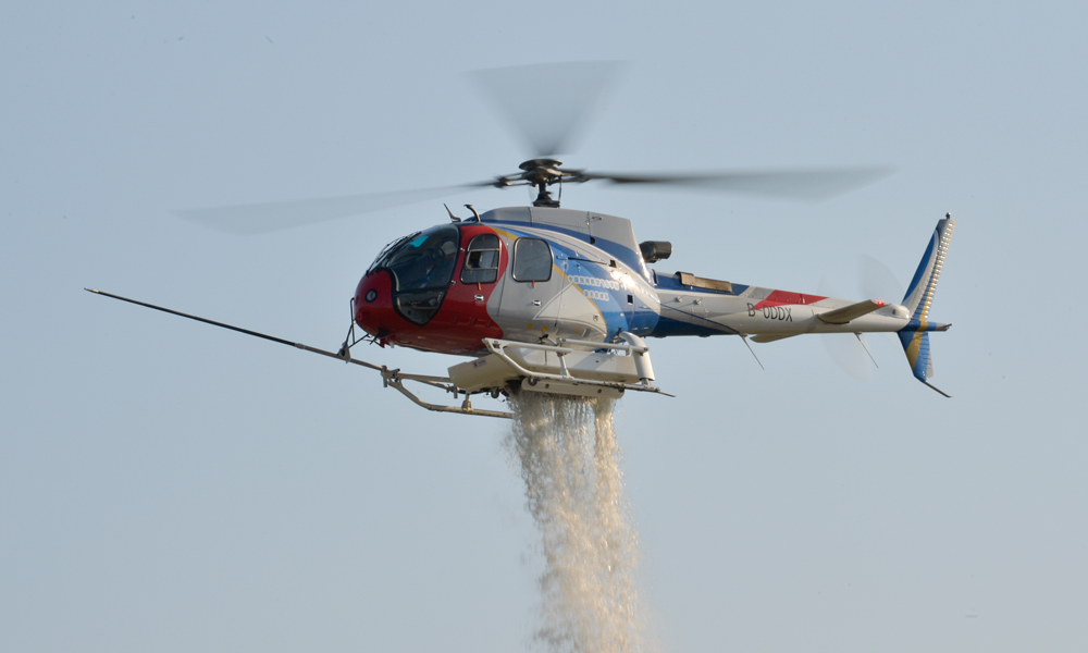 AC311A直升機可廣泛適用于城市超高層建筑、高山密林、懸崖陡坡等復雜地形環境的火災撲救工作。該項目是航空工業集團昌飛貫徹落實發展新質生產力、推動建設航空應急救援裝備體系的又一具體舉措。日前，AC311A直升機加裝國產消防水炮項目正在進行適航取證。