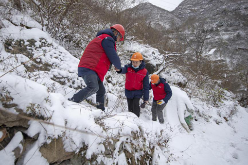 積極應對寒潮 保民生溫暖度冬
