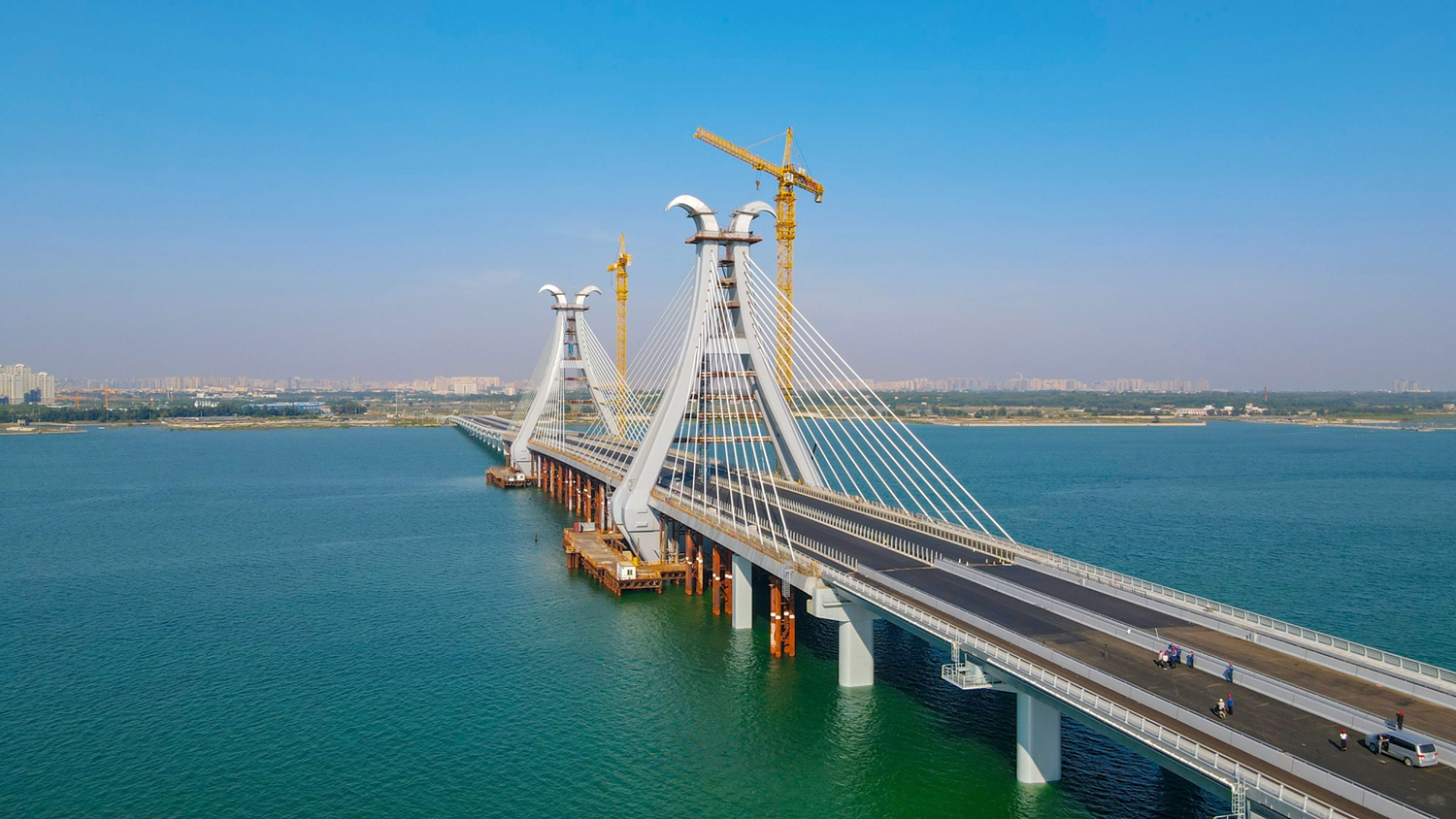 主體工程全面完工的北海西村港跨海大橋.jpg