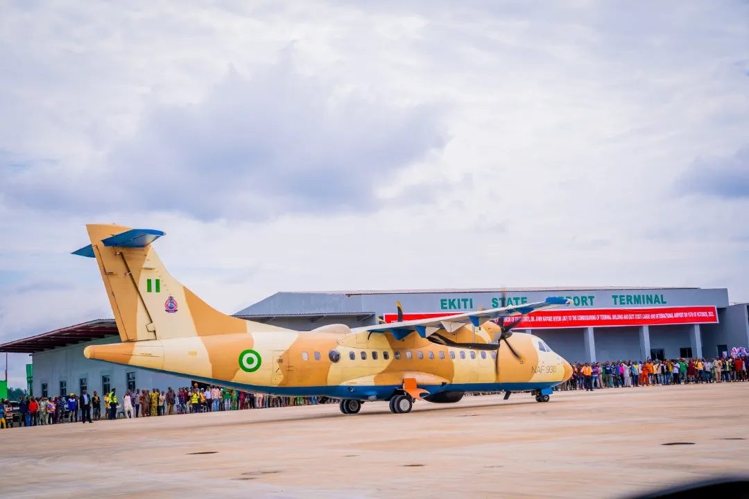 尼日利亞埃基蒂州機場首次迎來飛機降落.jpg