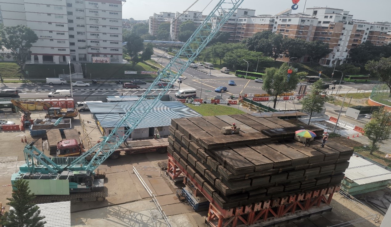 新加坡地鐵跨島線首根試驗樁完成樁基承壓試驗.jpg