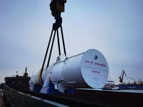 太平嶺核電1號機(jī)組穩(wěn)壓器發(fā)運(yùn).jpg