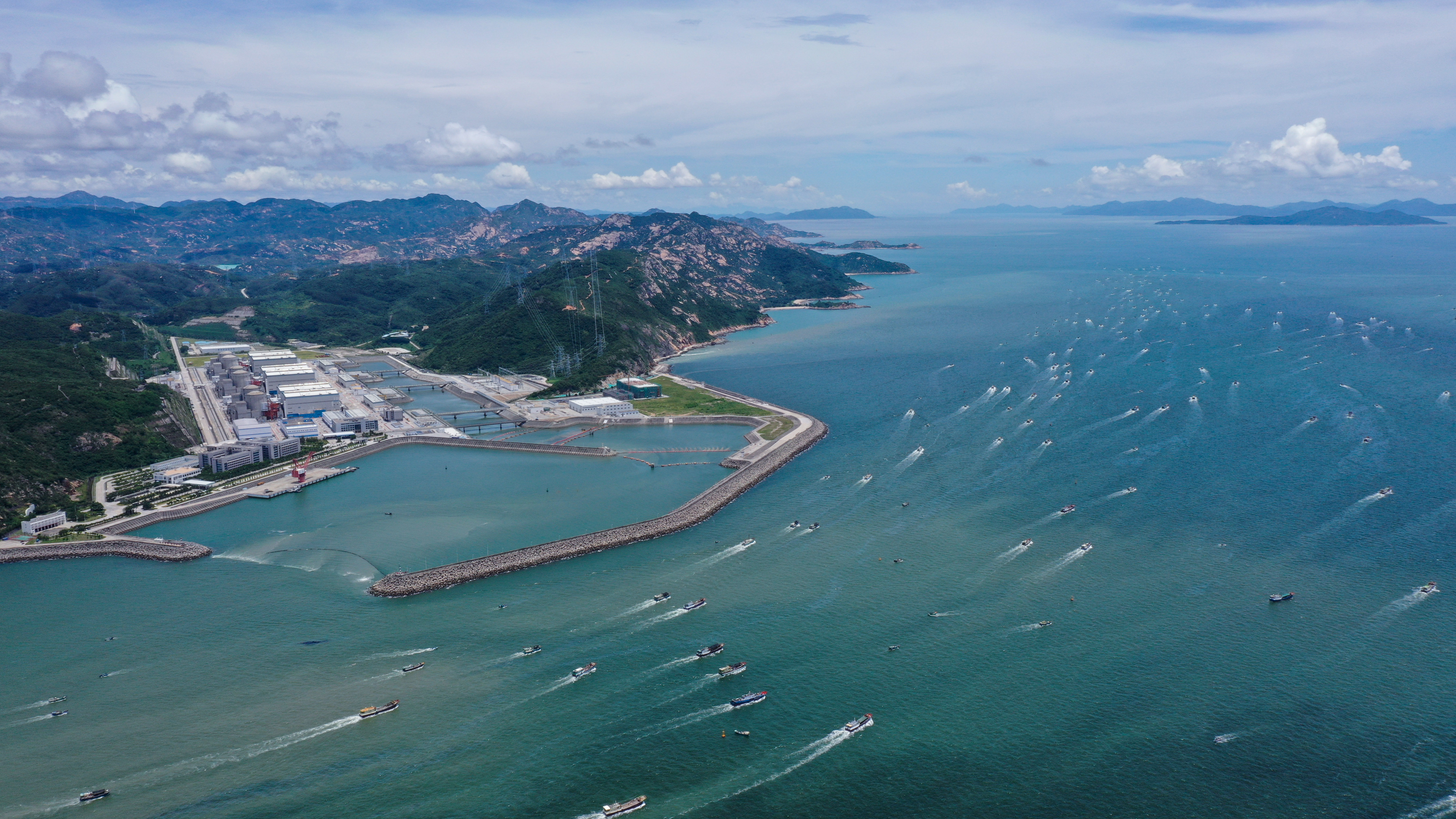 中廣核廣東陽江核電基地航拍.jpg