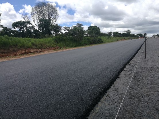 9.安哥拉馬蘭熱公路.jpg