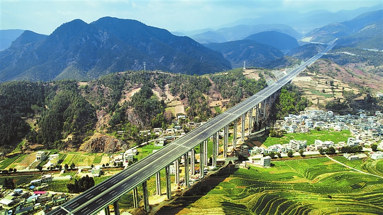 姚安互通主線特大橋.jpg