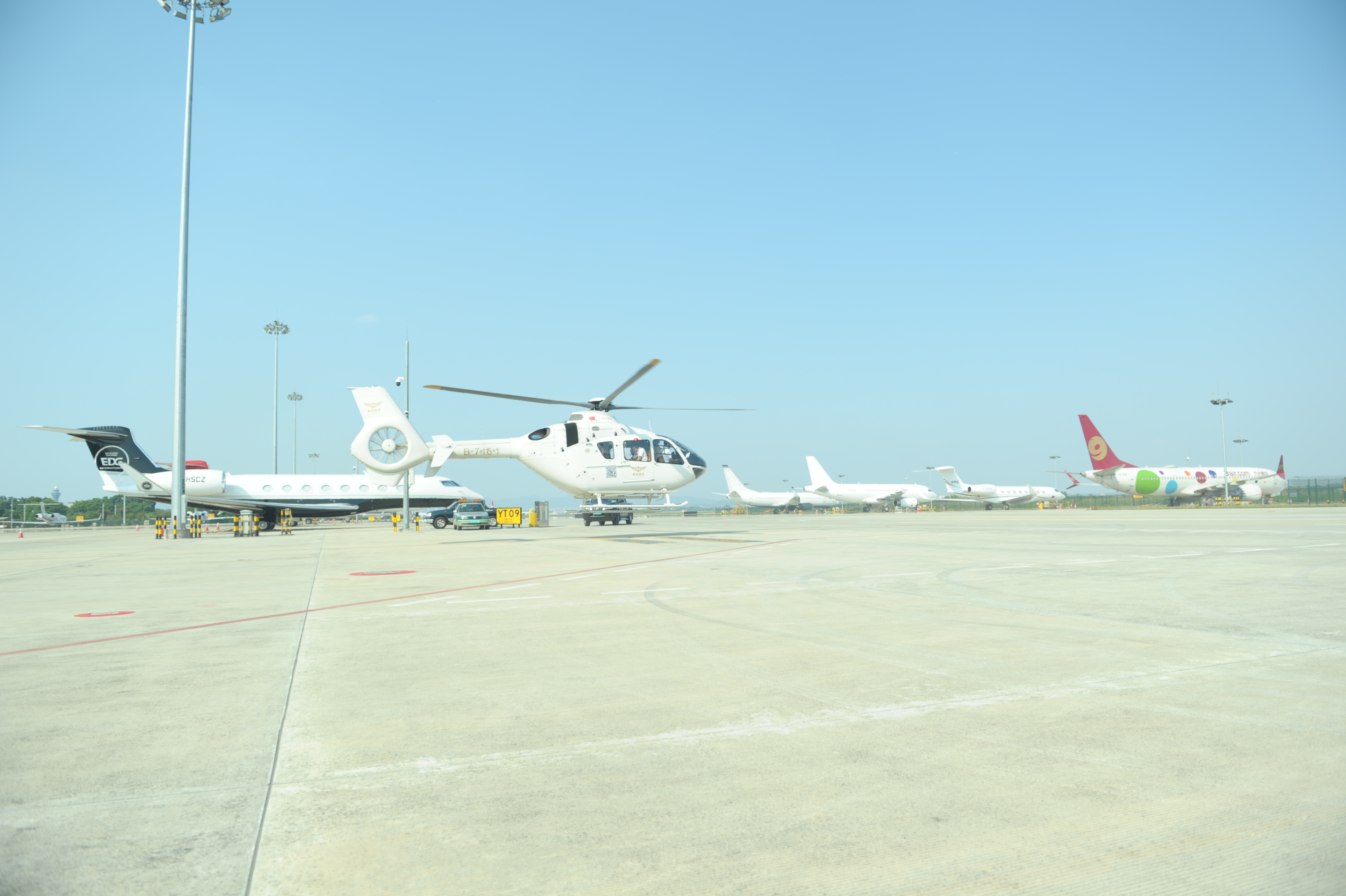 研究謀劃低空飛行主力機(jī)型SF50商業(yè)化運(yùn)營(yíng)方案.jpg