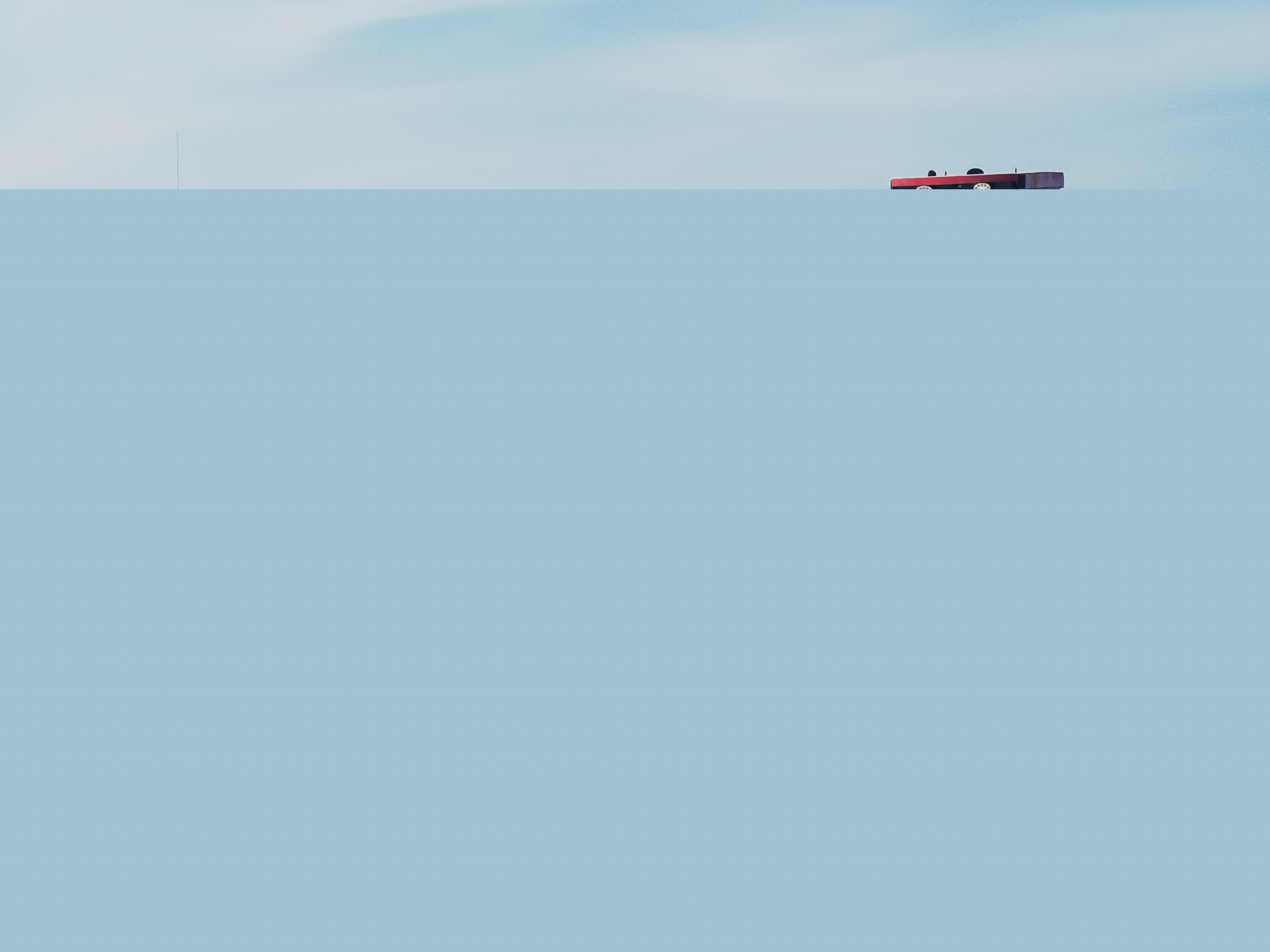 圖2 徐聞鹽場燈樓工區機械化收鹽場景.jpg